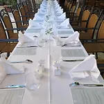Restaurant Clos Des Sullys *