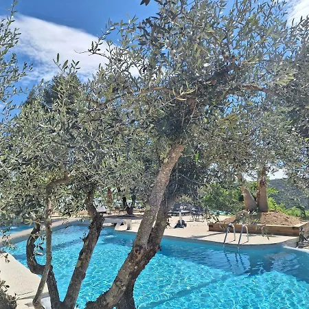 Restaurant Clos Des Sullys Montclus (Gard)