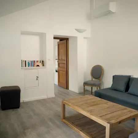 Hotel Restaurant Clos Des Sullys Montclus (Gard)