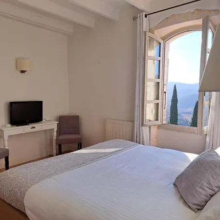 Restaurant Clos Des Sullys * Montclus (Gard)