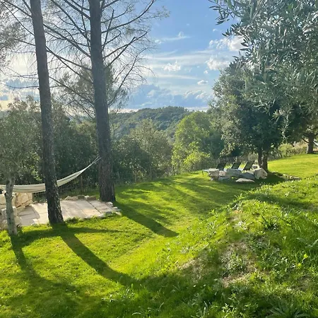 Restaurant Clos Des Sullys * Montclus (Gard)