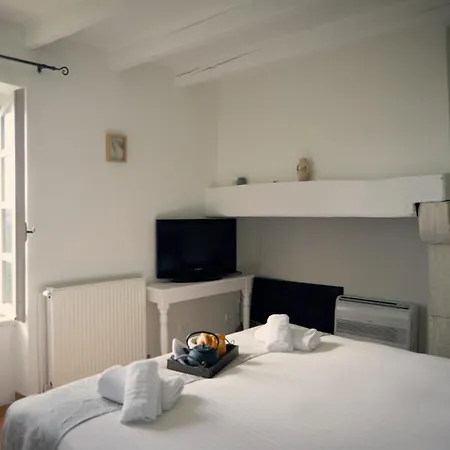 Restaurant Clos Des Sullys *