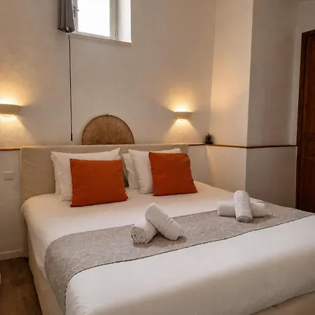 Hotel Restaurant Clos Des Sullys *