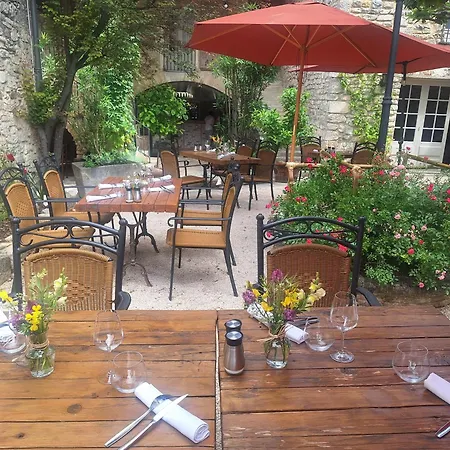 Restaurant Clos Des Sullys